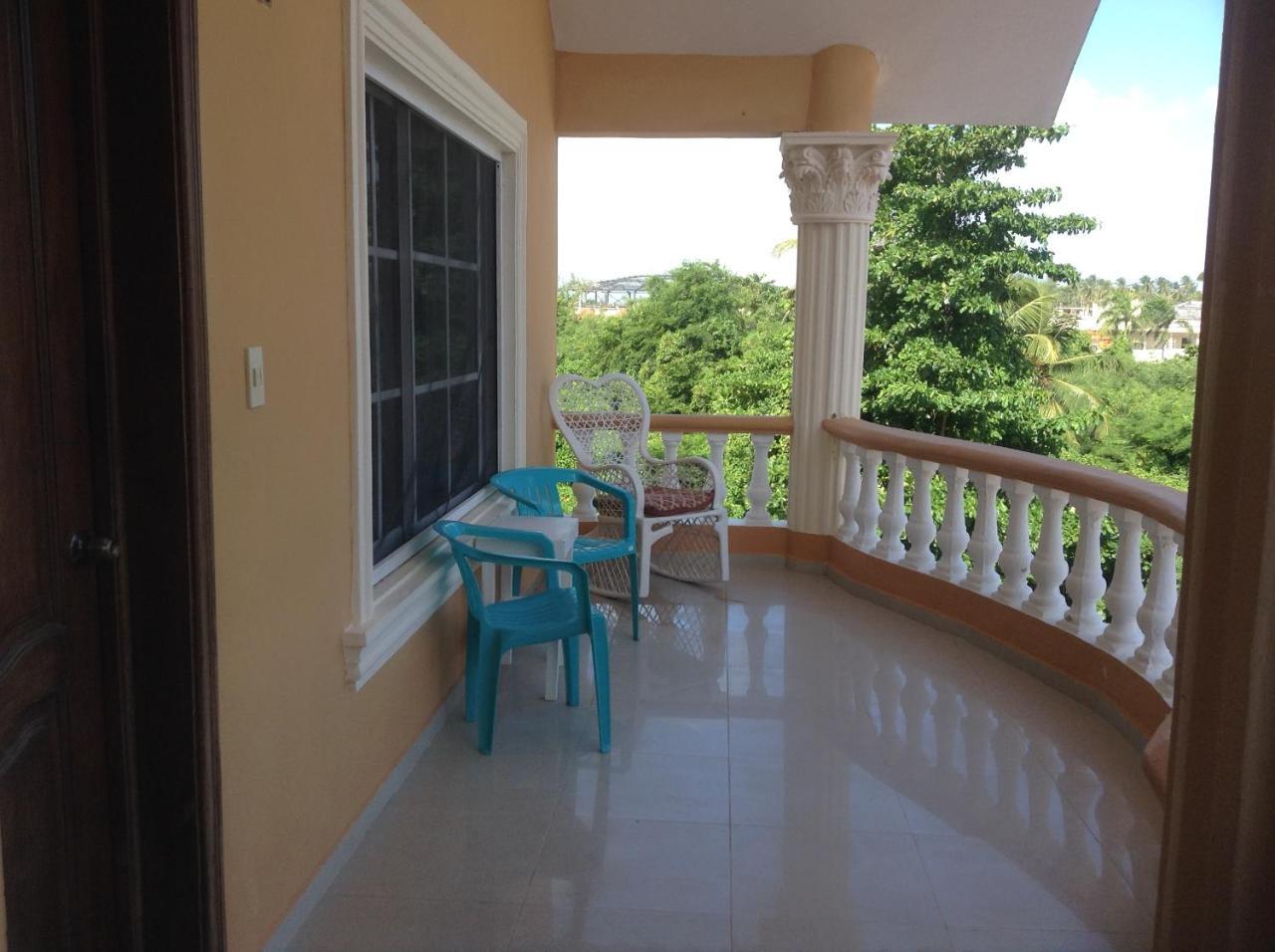 פונטה קאנה White Sands Hostel מראה חיצוני תמונה