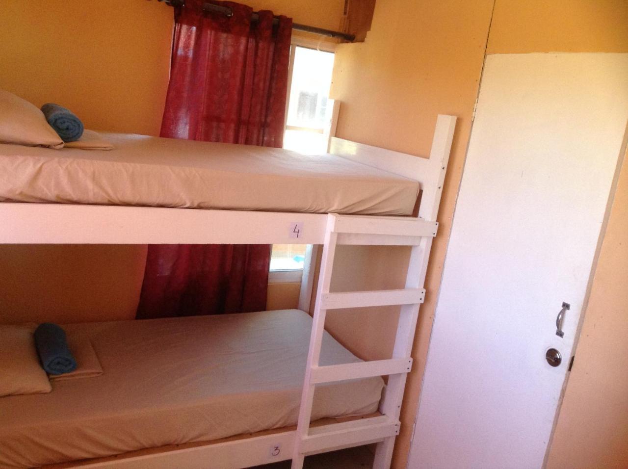 פונטה קאנה White Sands Hostel מראה חיצוני תמונה